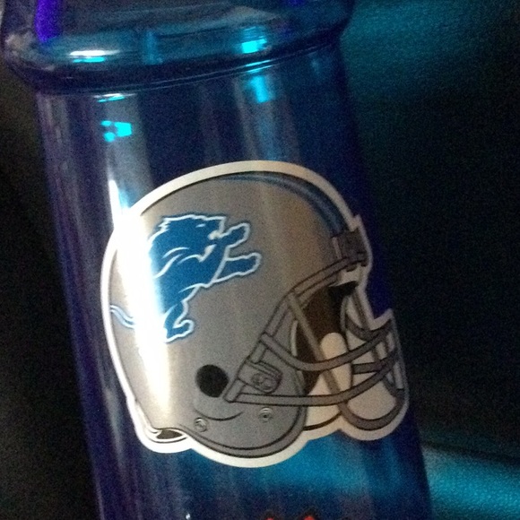 New Big  Lion’s Bank - Picture 7 of 7